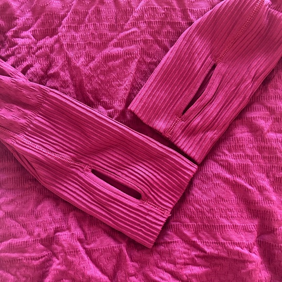 LuluLemon Hooded Compression Shirt - Picture 5 of 5